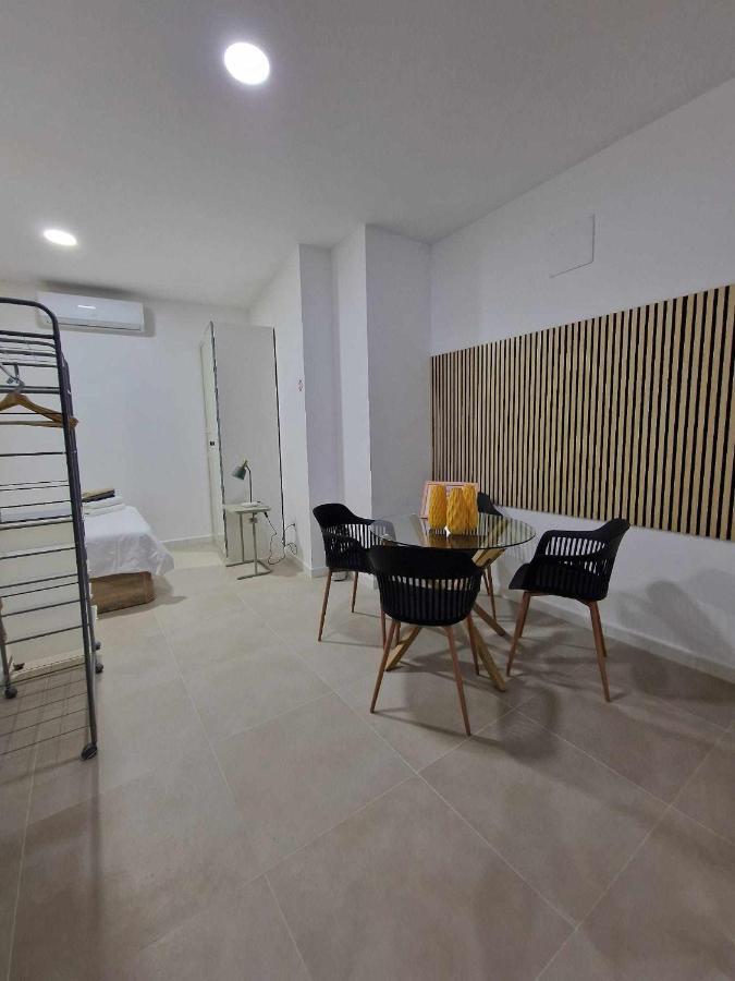 Moderno Apartamento 2 En Calle Marmoles Málaga Kültér fotó